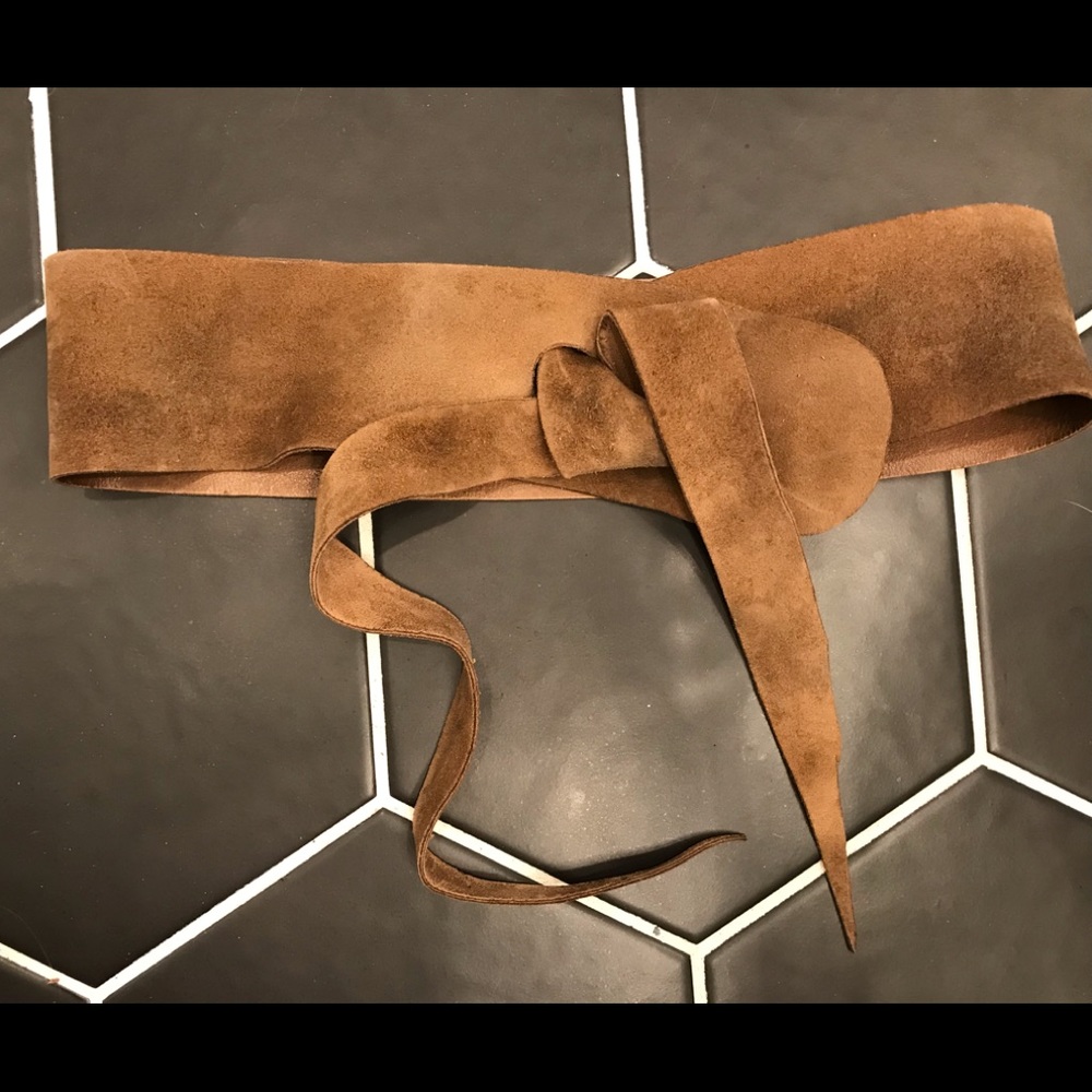Genuine tan suede belt
